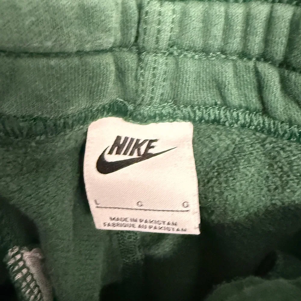 Nike Mens Club Fleece Joggers Forest Green‎ Sweatpants Large Embroidered Swoosh